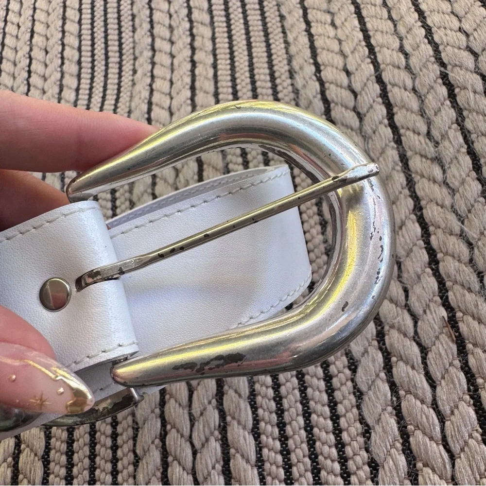 Contemporary Casuals Stylish White Belt with Silver Buckle